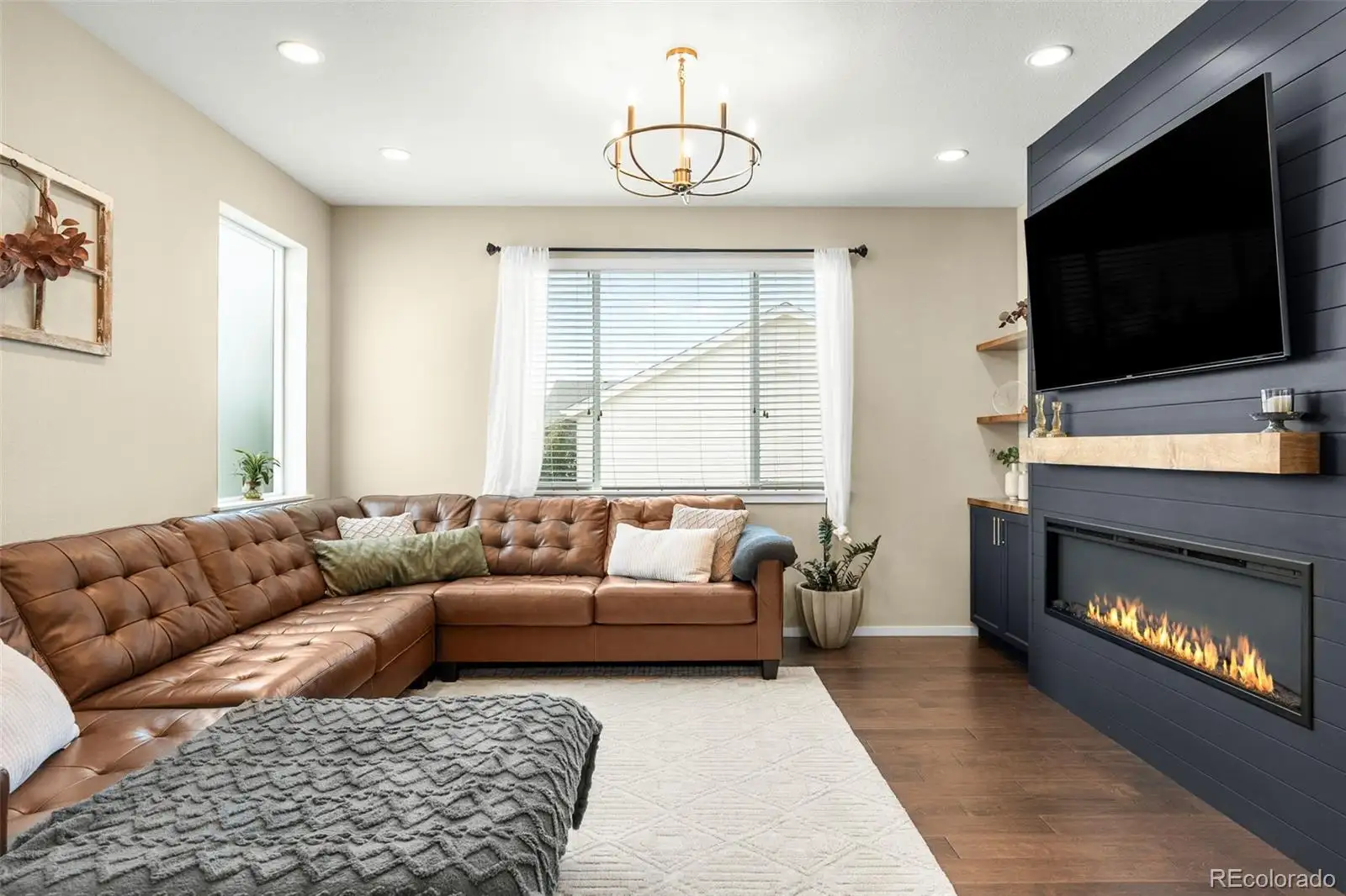 Great room with a leather sectional